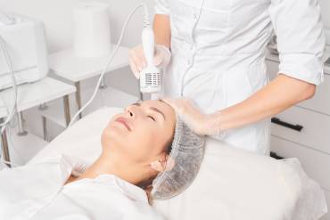 Skin Tightening Cryo Facial Near Fairfax, VA: What to Know Before Your First Session
